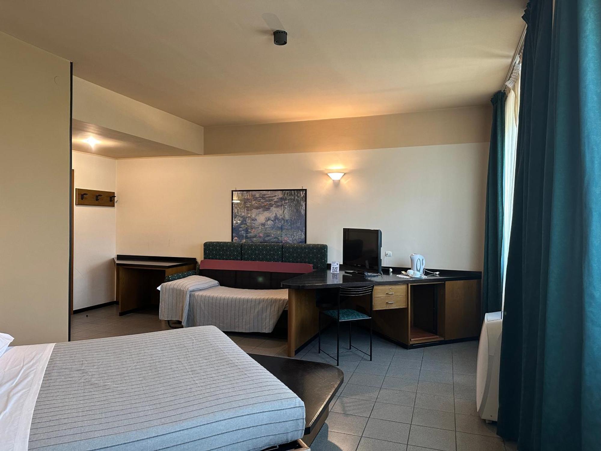 Hotel Griselda سالوزو المظهر الخارجي الصورة