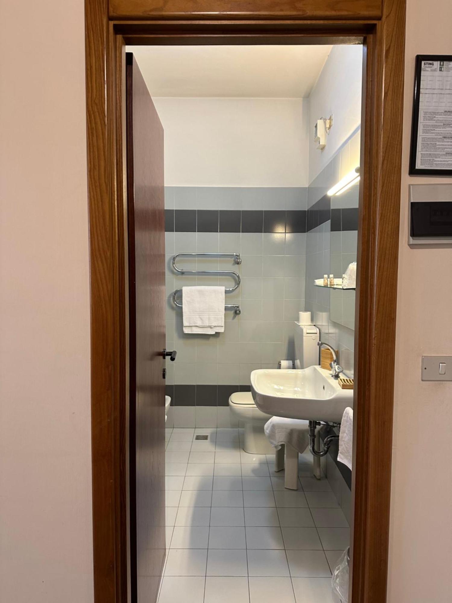 Hotel Griselda سالوزو المظهر الخارجي الصورة
