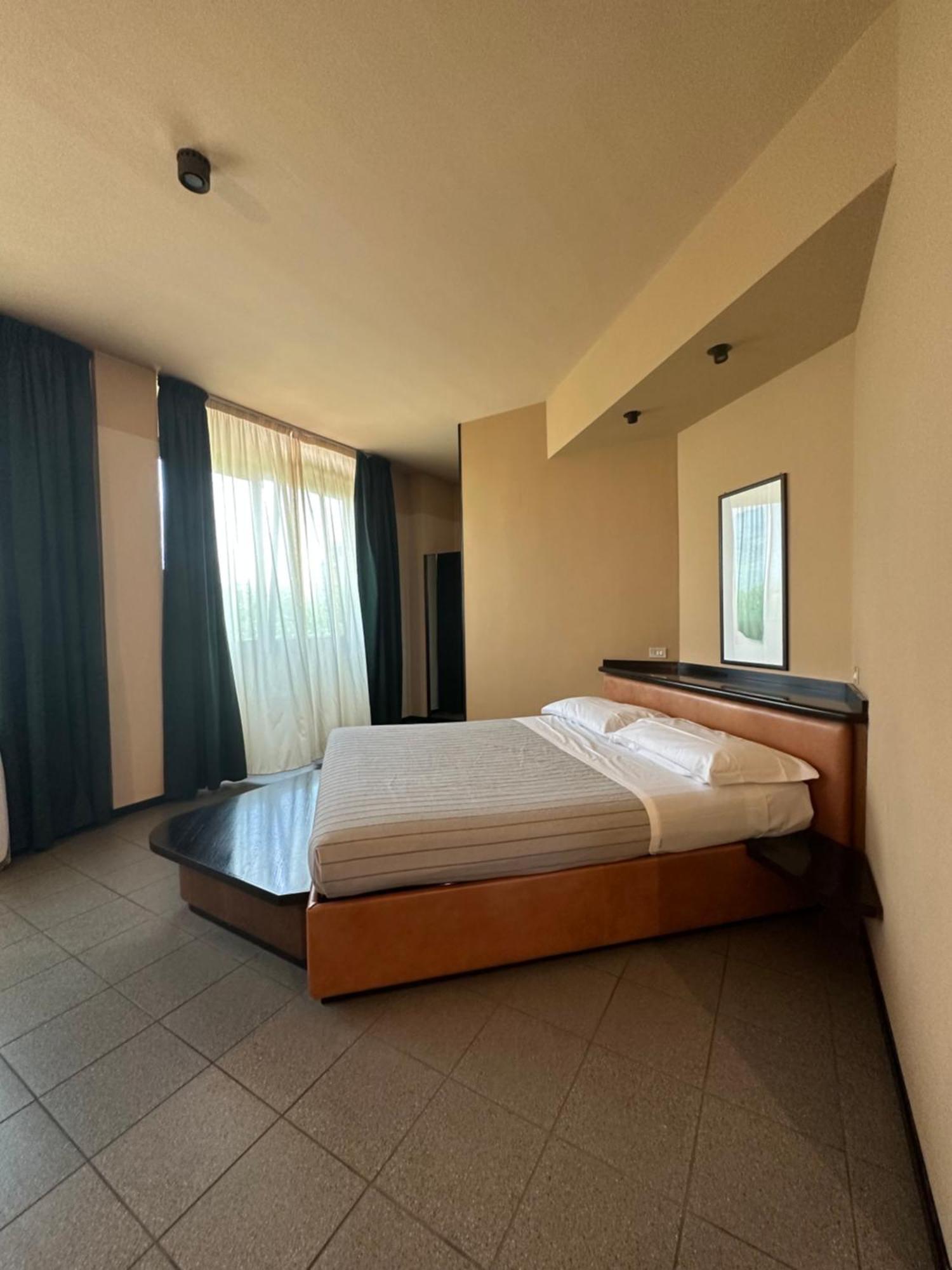 Hotel Griselda سالوزو المظهر الخارجي الصورة
