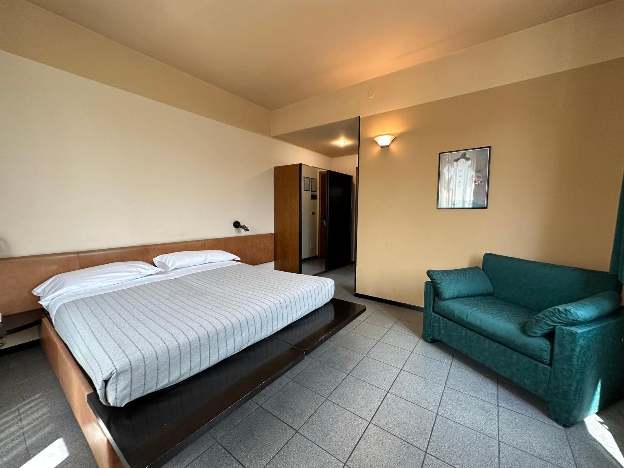 Hotel Griselda سالوزو المظهر الخارجي الصورة