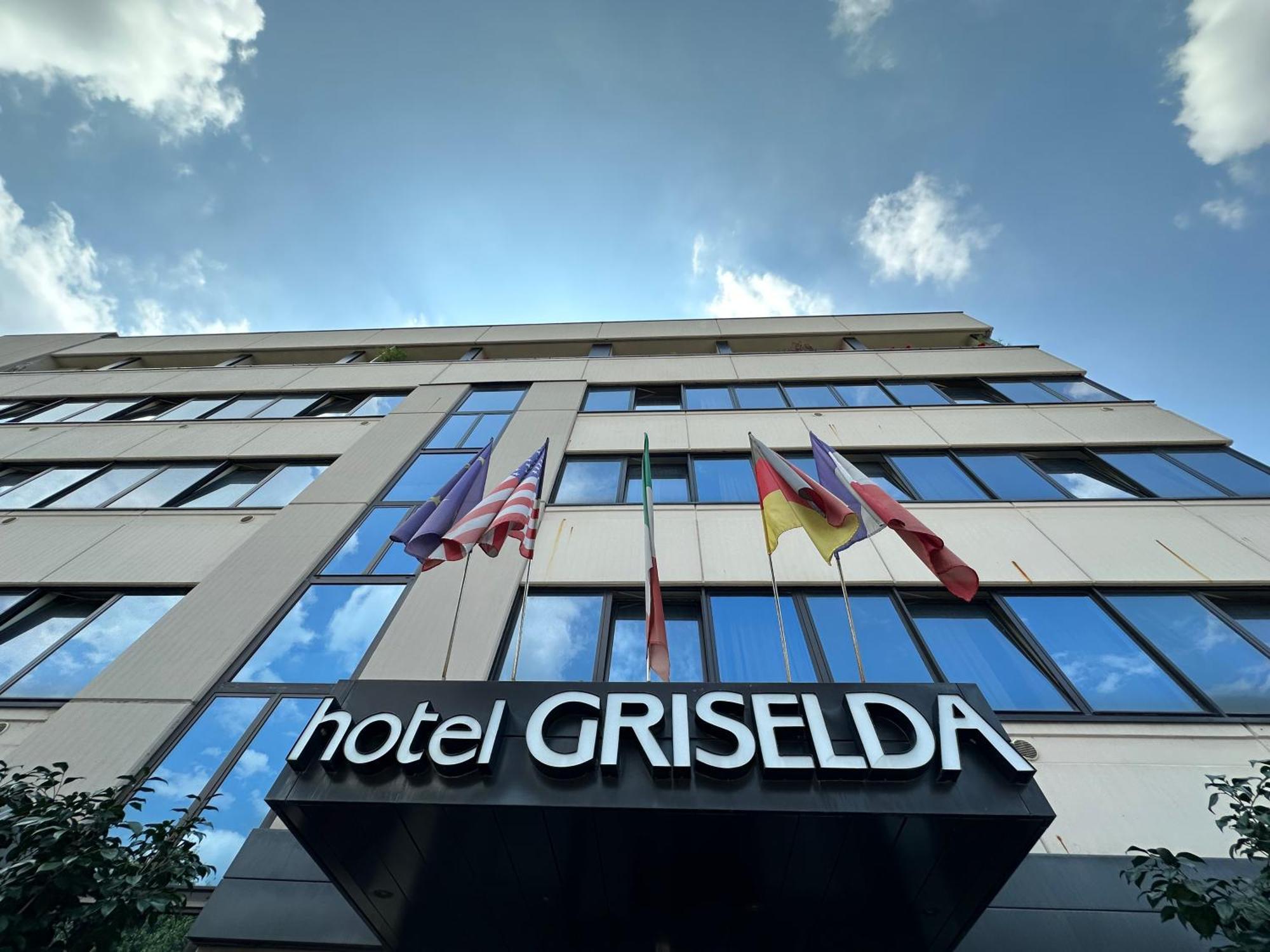 Hotel Griselda سالوزو المظهر الخارجي الصورة
